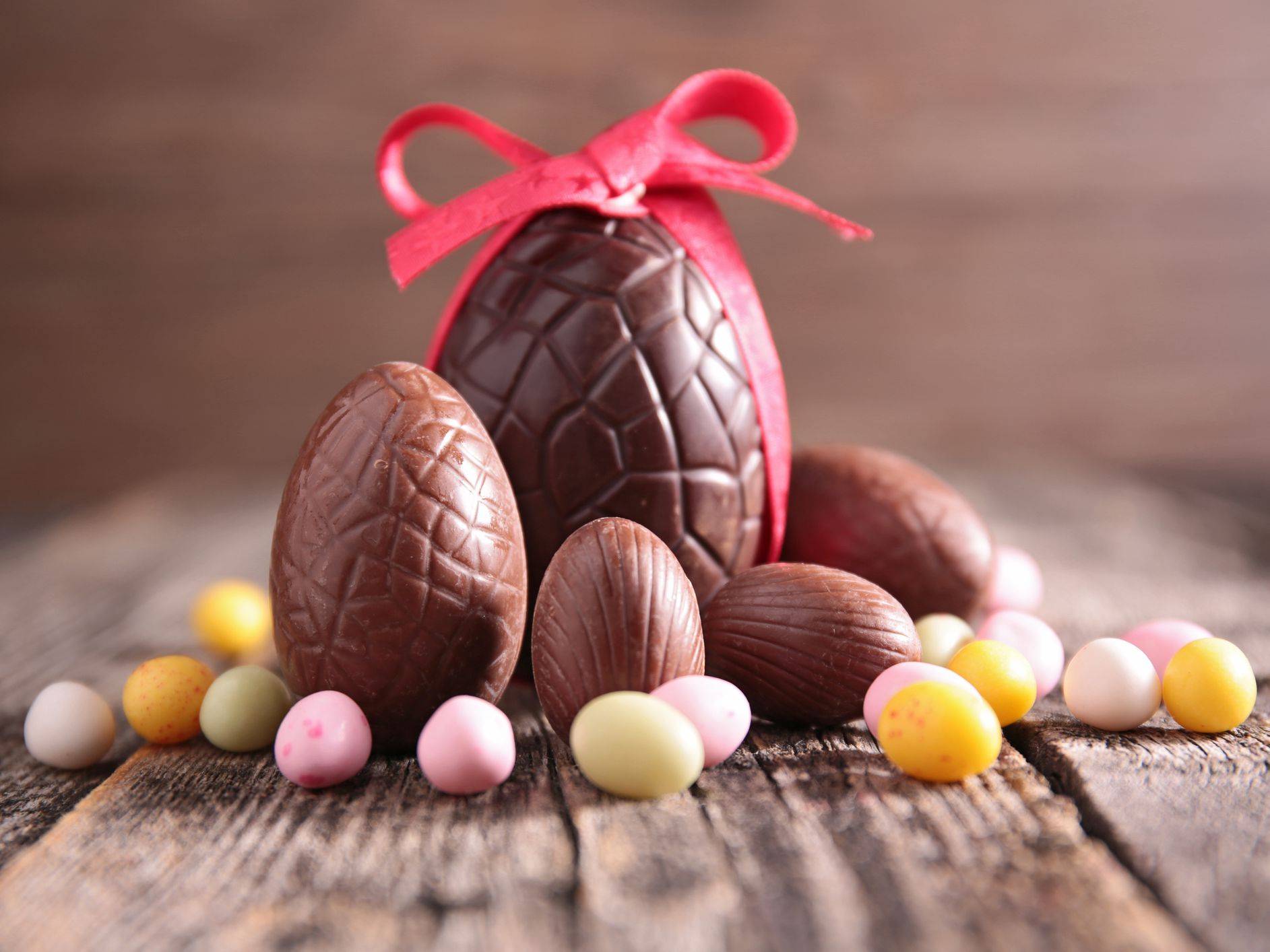 Cât de nocive sunt dulciurile pe care copiii le consumă de Paște?