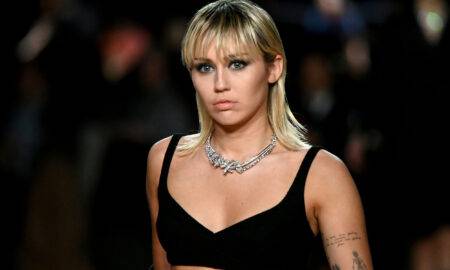 Miley Cyrus a renunțat pentru totdeauna la alcool și substanțe interzie. Motivul din spatele acestei descizii