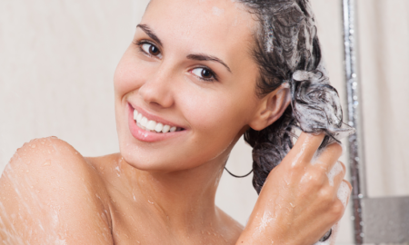 Merită să investești în șamponul fără sulfați? Află tot ce trebuie să știi despre el!