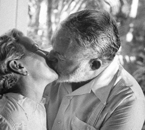 Ernest Hemingway iubitul fără iubire și fără bătrânețe. Ce a iubit mai mult decât femeile din viața lui