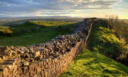 Zidul lui Hadrian Frontiera de Nord a Imperiului Roman