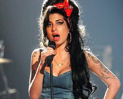 Amy Winehouse. Un suflet sensibil, distrus de faimă și de iubire