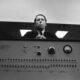 Experimentul Milgram. De ce se supun oamenii în fața autorității?