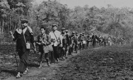 Khmer Rouge Origini ale regimului, cronologie și declin