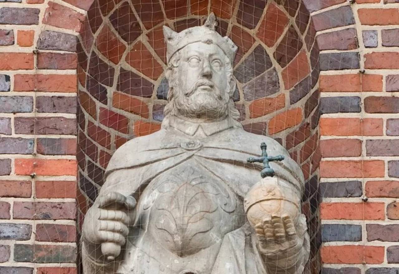 Henric I al Germaniei: Henrik sau Heinrich der Vogler