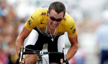 Lance Armstrong, ciclistul renumit pentru fraudă de proporții! Sportivul a fost suspendat pe viață