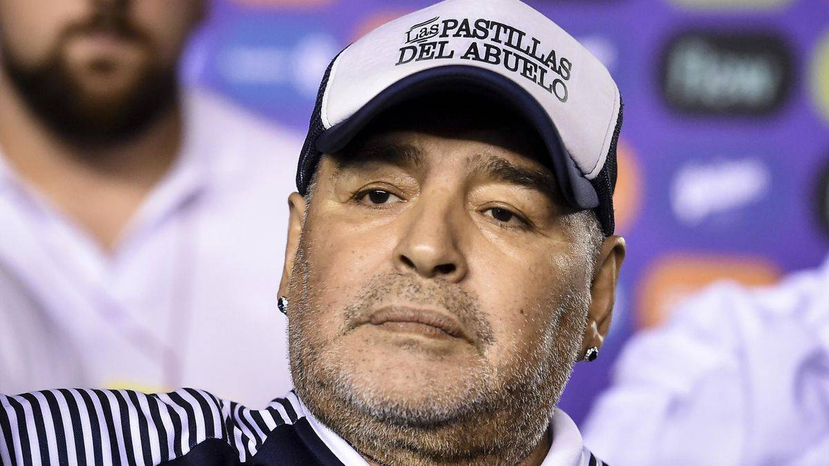 Diego Maradona putea fi salvat! Medicii l-au „abandonat”, iar tratamentul medicamentos a fost unul neadecvat