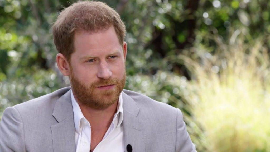 Prințul Harry critică din nou membrii familiei regale într-un interviu acordat lui Dax Shepard