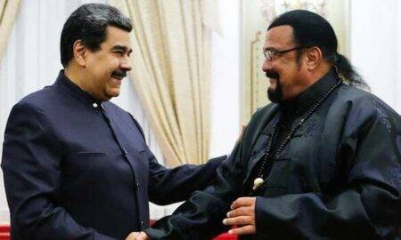 Steven Segal i-a făcut un cadou neașteptat președintelui Venezuelei, Nicolas Maduro!