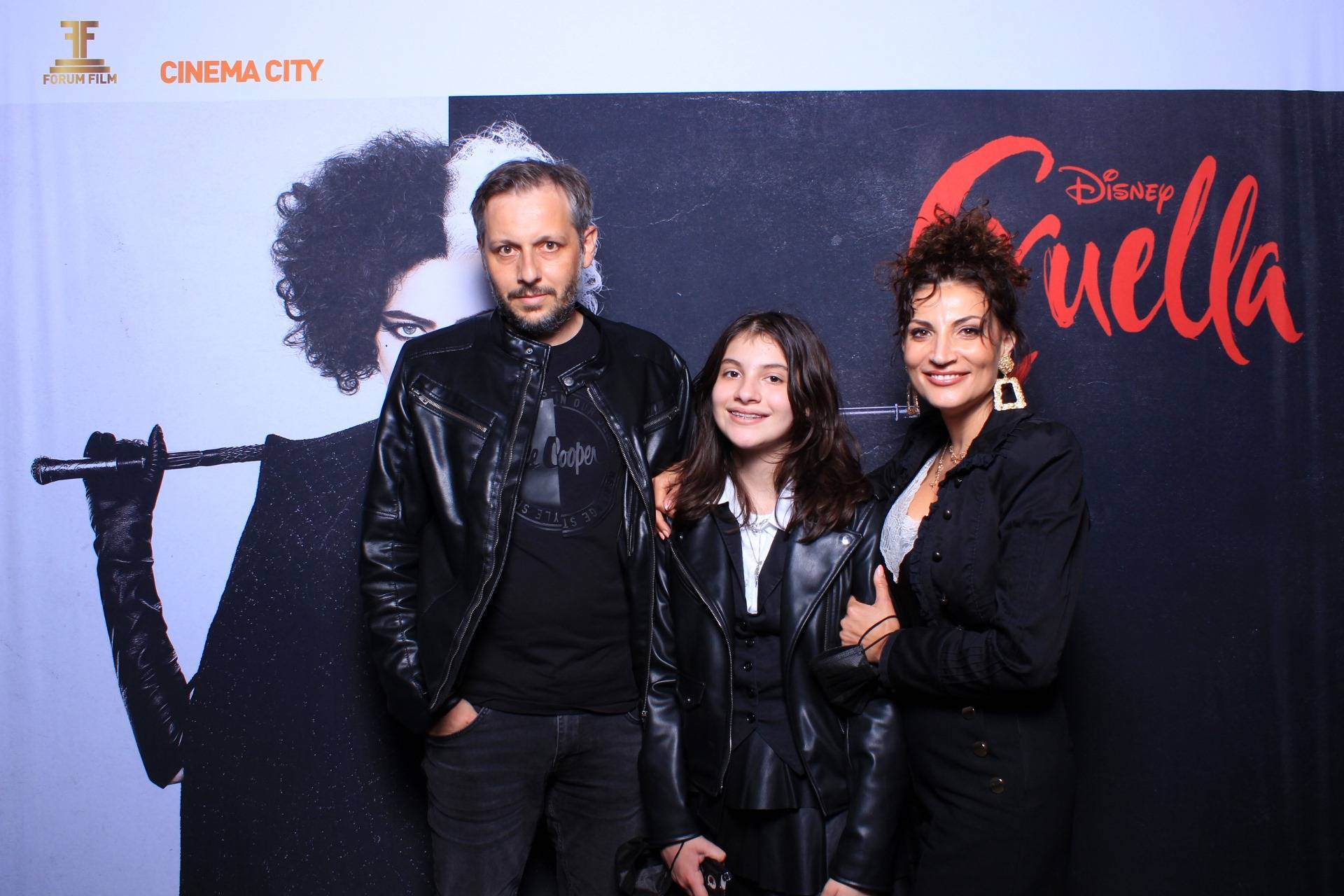 Ioana Ginghină a ieșit pentru prima dată alături de iubitul său și de fiica sa la un film