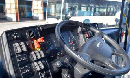 Caz șocant la Iași! Un șofer de autobuz beat a băgat o adolescentă în comă