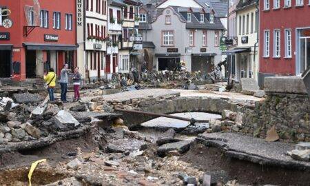 Crește masiv numărul deceselor provocate de inundații în Europa. Germania are cele mai multe victime