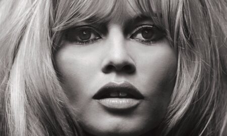 Viața extraordinară a actriței Brigitte Bardot, adorată de o lume întreagă. Faima a ajuns să-i consume sufletul