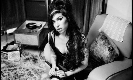 S-au împlinit 10 ani de la ziua în care o mare stea a muzicii jazz, Amy Winehouse, s-a stins