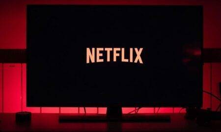 Cele mai bune idei de filme sau seriale de urmărit în luna august, pe Netflix