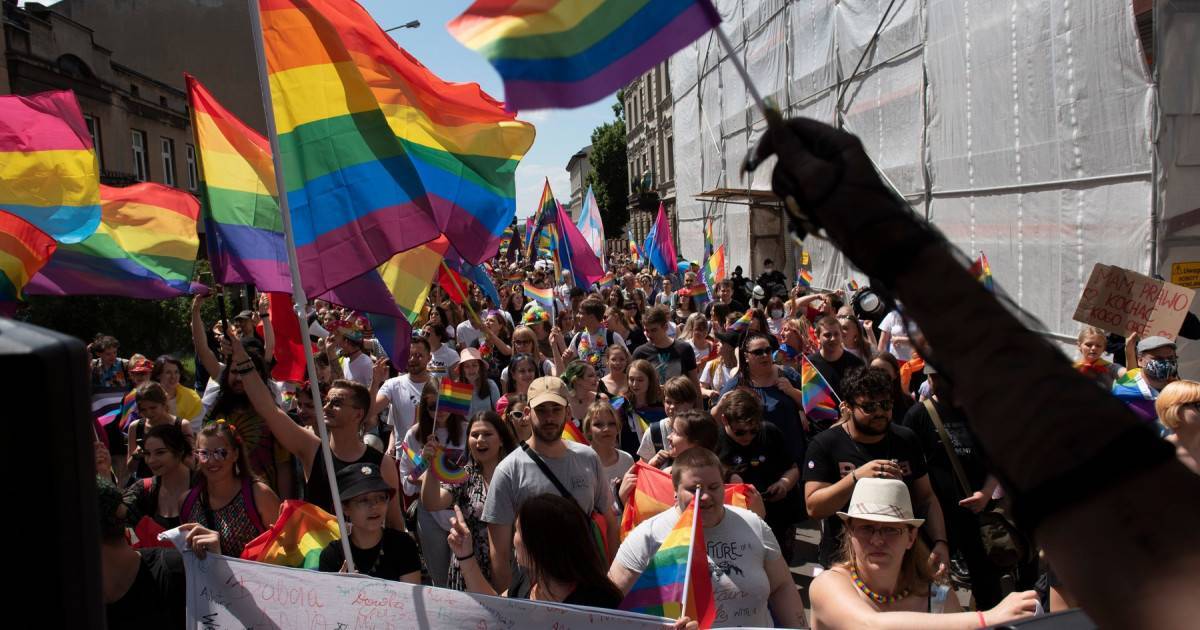 Noi măsuri în Ungaria. Legea anti-LGBT, aplicată în vecinătatea bisericilor și a școlilor