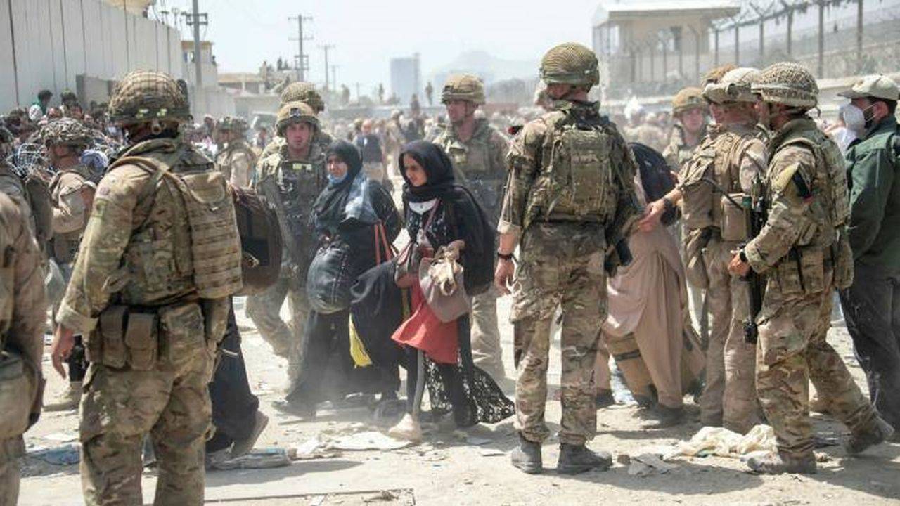 Bilanț actual! Numărul militarilor morți în atacurile de la Kabul a ajuns la 13