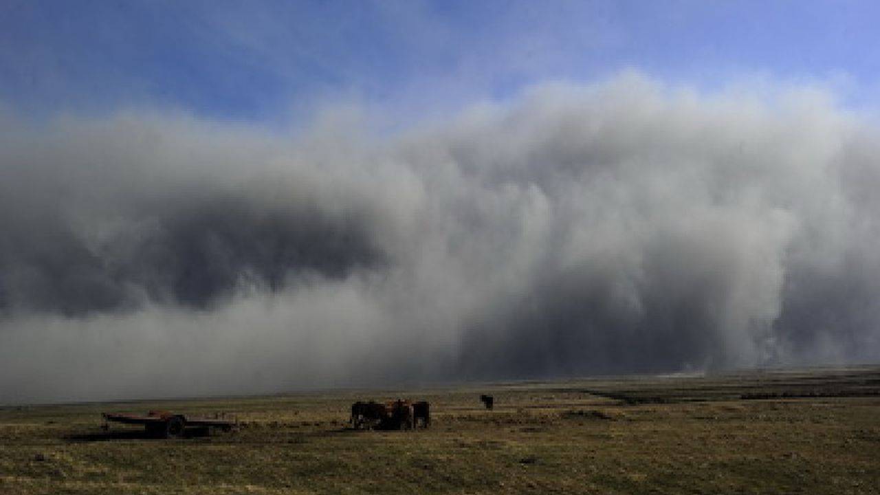 ANM, primele declarații legate de norul de cenușă ajuns și în România! Când va trece pericolul