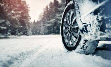 Sezonul rece a început! Poliția Română anunță de când devin obligatorii anvelopele de iarnă 