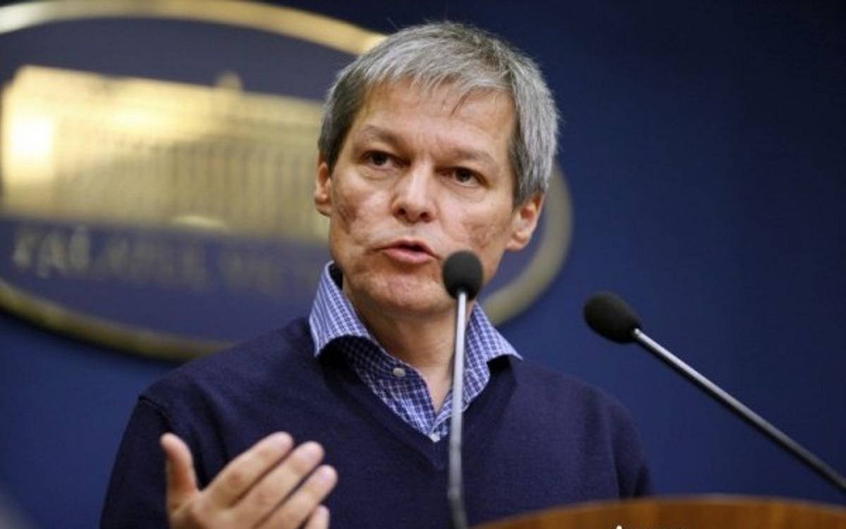 Dacian Cioloș, premierul desemnat să cadă. Liderul USR depune, luni, programul de guvernare și lista miniștrilor