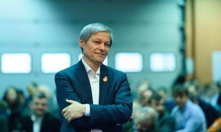 Dacian Cioloș despre strategia de negociere: ,,Toate variantele sunt pe masă”. Ce spune despre susținerea lui Cîțu