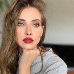 Iulia Albu s-a confruntat cu bullying-ul! Cum a depășit acea perioadă: "Chiar și super eroii plâng noaptea în pernă"