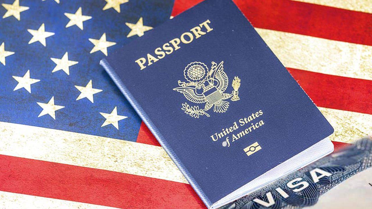 Inedit. Românii ar putea intra fără viză în SUA, după includerea în Visa Waiver