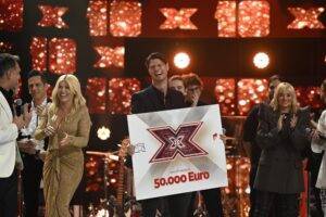 Loredana Groza este mentorul câștigătorului sezonului 10 „X Factor”. Italianul Nick Casciaro a cântat până la lacrimi