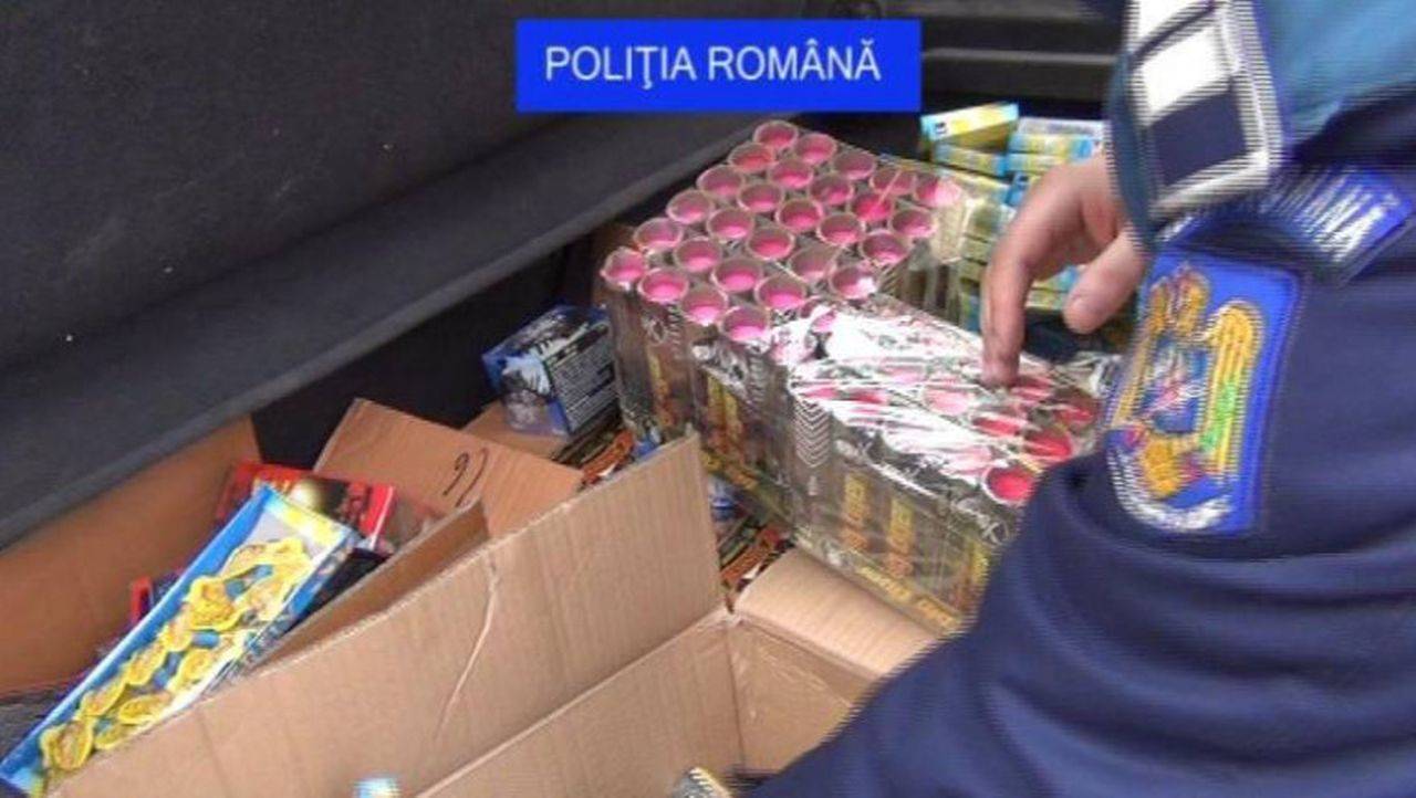 Captură istorică. Polițiștii din București au găsit 5 tone de materiale pirotehnice