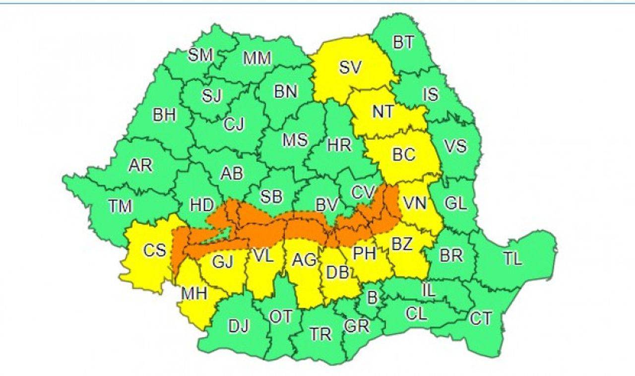 Începând cu ora 14:00, un cod portocaliu de ninsori puternice intră în vigoare în România. Iată zonele afectate