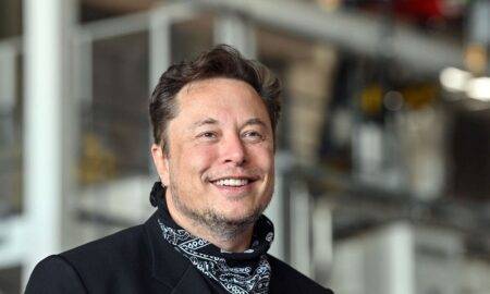 Elon Musk ar vrea să renunțe la afaceri și să fie influencer. Ce mesaj a transmis acesta pe Twitter