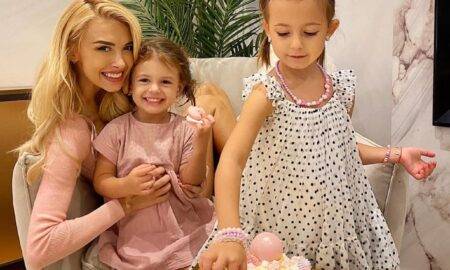 Andreea Bălan, vacanță de vis alături de fiicele sale. Ce destinație a ales cântăreața