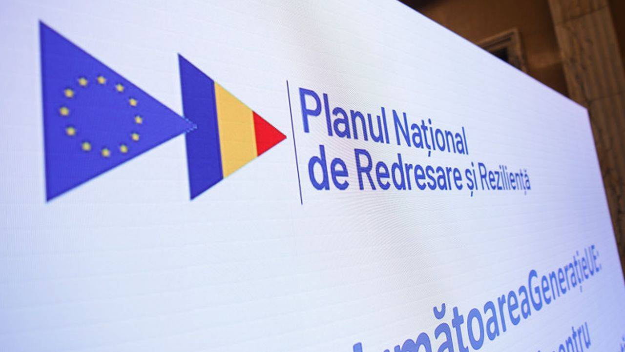 Comisia Europeană a oferit României primii bani din PNRR