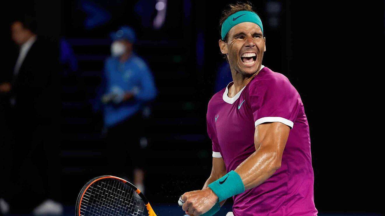 Cine este Rafael Nadal, cunoscut acum ca cel mai mare jucător de tenis din toate timpurile. Are o carieră excepțională