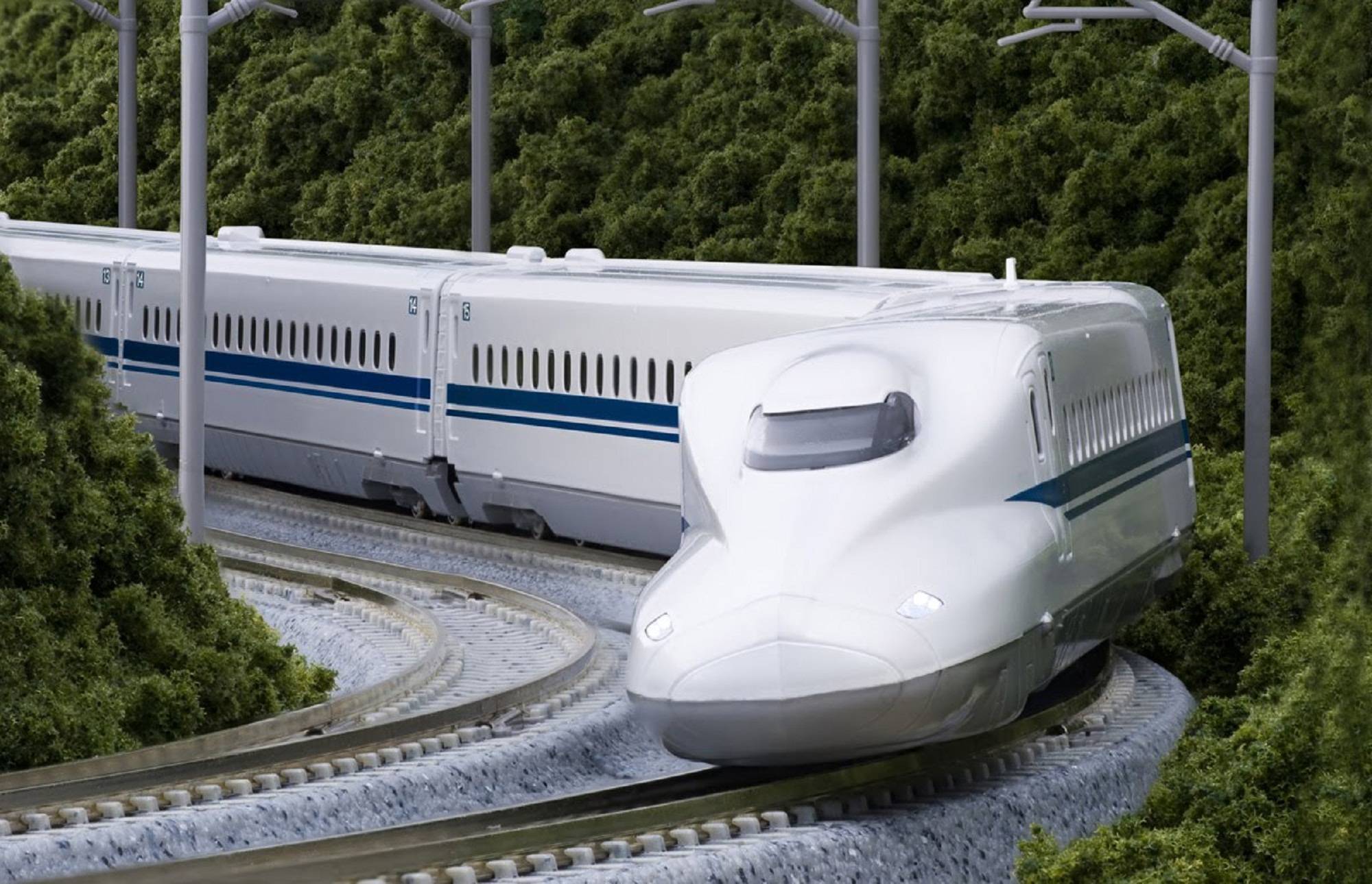 Trenurile japoneze Shinkansen și Maglev: istoria celor mai rapide trenuri din lume
