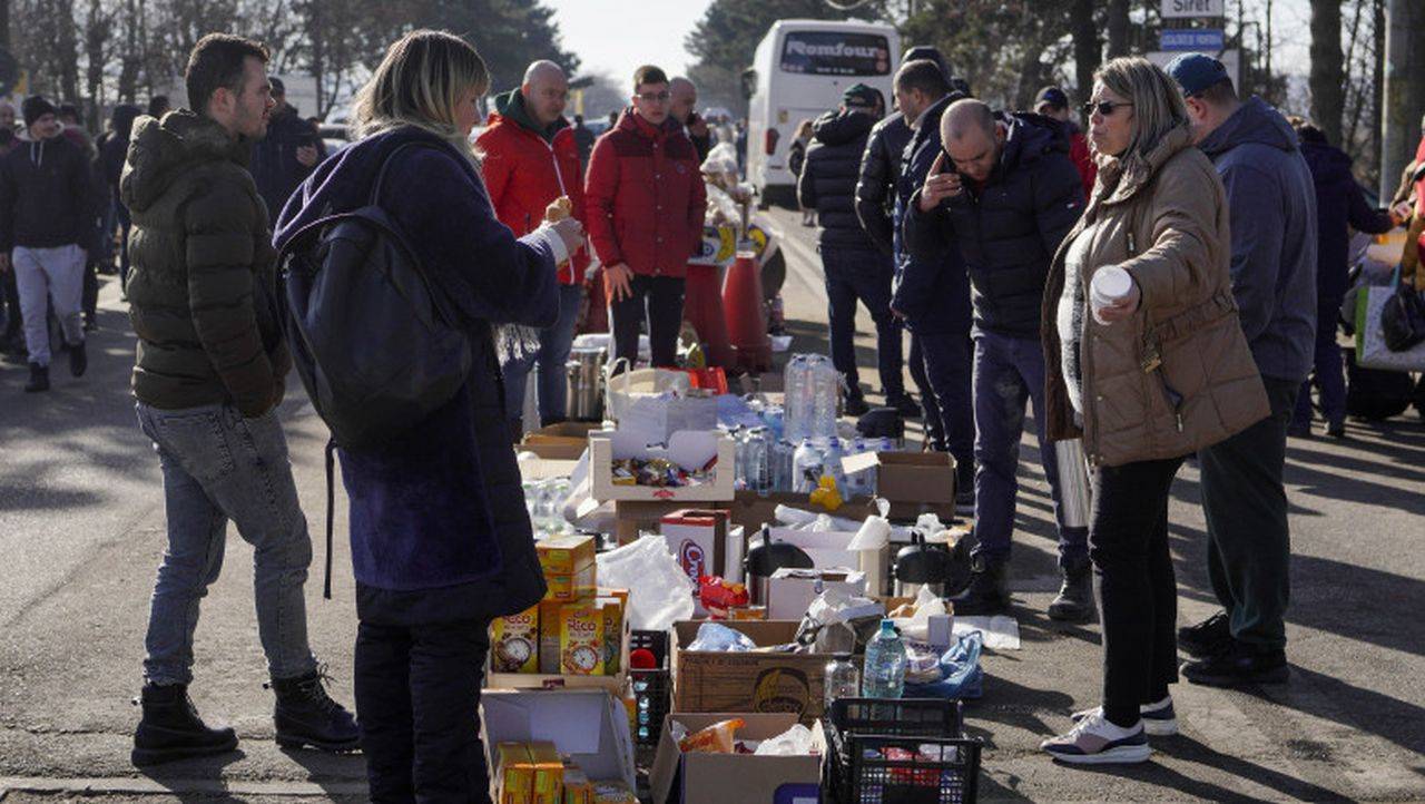 Românii care găzduiesc refugiați vor putea să deconteze o parte din cheltuieli