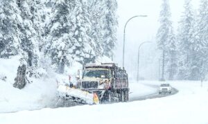 Autoritățile declară stare de alertă în Vrancea. Se impun măsuri de urgență din cauza ninsorilor