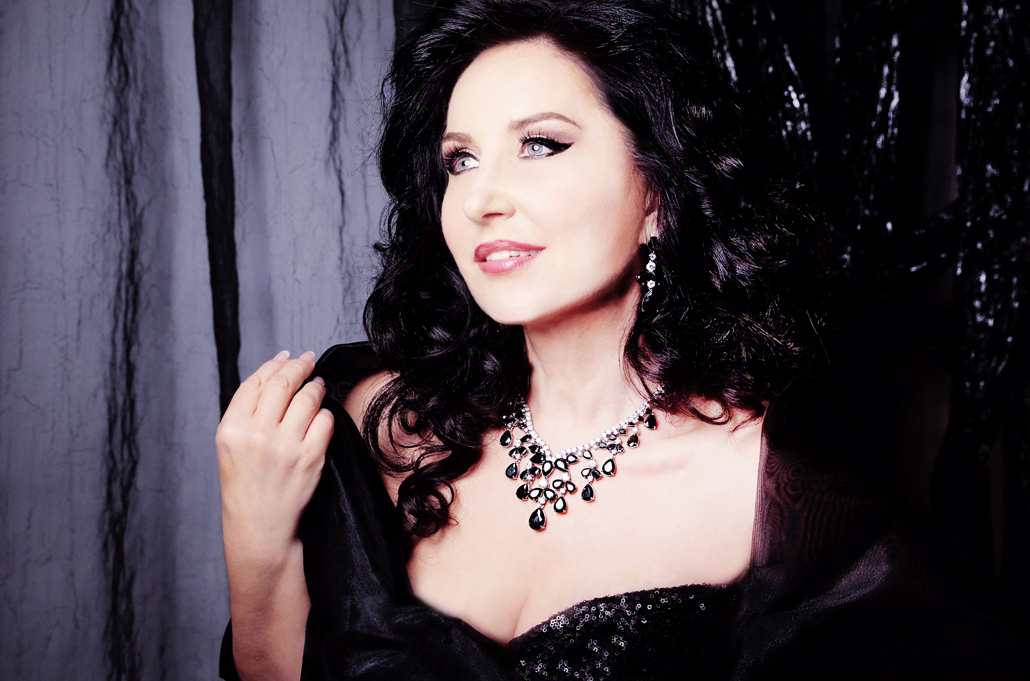 18 ianuarie. S-a născut o stea! Povestea Elenei Moșuc, câștigătoarea „Oscar della Lirica”, cea mai mare soprană din lume