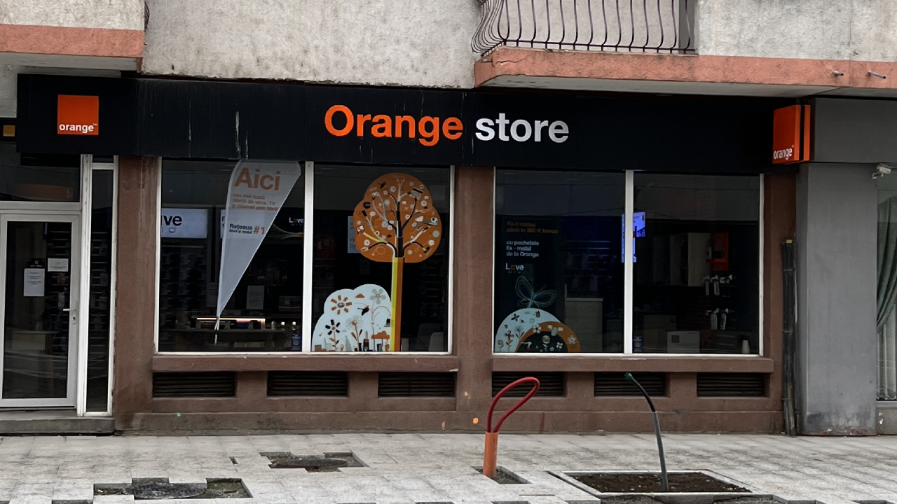 Veste uriașă pentru milioane de abonați Orange. Se oferă gratuit