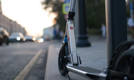 Viitoarea lege RCA își modifică ținta: Bicicletele și trotinetele electrice