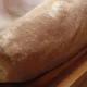 Cea mai veche pâine din lume se află în România! Descoperă cum a ajuns acestă bucătă de istorie într-un muzeu din Galaţi