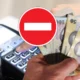 Plațile cash interzise la magazin! Plafonarea plăților stârnește controverse „Nu mi se pare normal să mi se interzică”