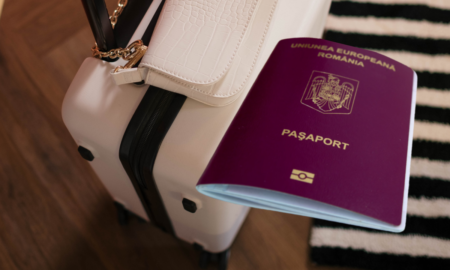Românii care pleacă în străinătate, taxați pentru vacanțe! Noul proiect legislativ își propune să îmbunătățească turismul intern