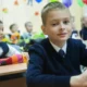 Schimbări mari pentru toți elevii în noul an. Se taie din numărul lor în toate școlile din România