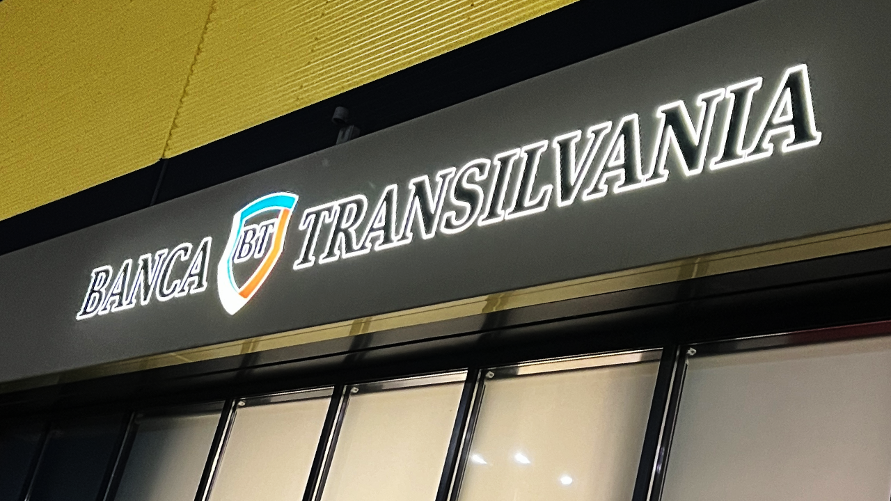 BANCA Transilvania Avertizează! Evitați înșelătoriile în plățile online, ghidul de protecție a datelor personale