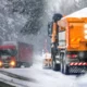 Alertă pe DN 17! Zăpadă și mașini blocate blochează circulația, Moldova sub Cod Galben