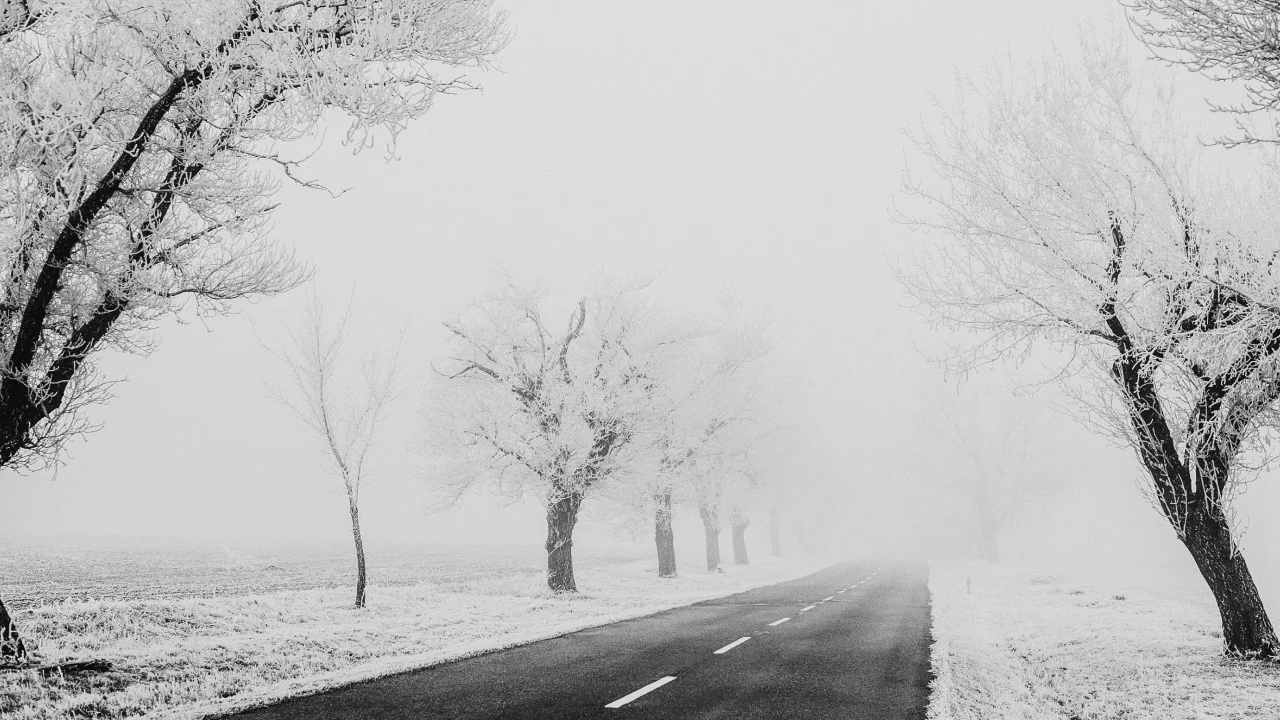 Gerul înfiorător se întinde peste România, aducând temperaturi sub zero și fenomene extreme de iarnă