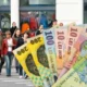Programul de Vouchere 2024 adresează dificultățile financiare ale românilor