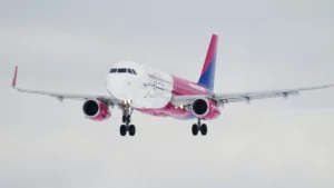 Wizz Air anunță suspendarea a 37 de rute aeriene din Ianuarie 2024: Ce trebuie să știe pasagerii