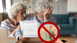 Pensiile și salariile în pericol: Românii, datori vânduți până la final de an